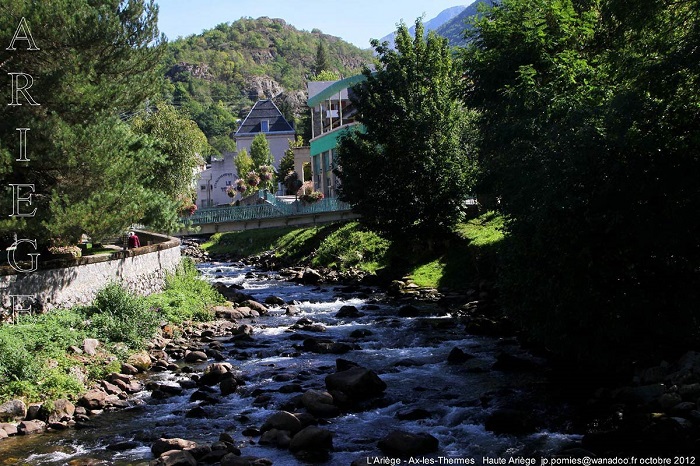 Camping curiste ouvert à l'année situé près de L’Hospitalet près l’Andorre